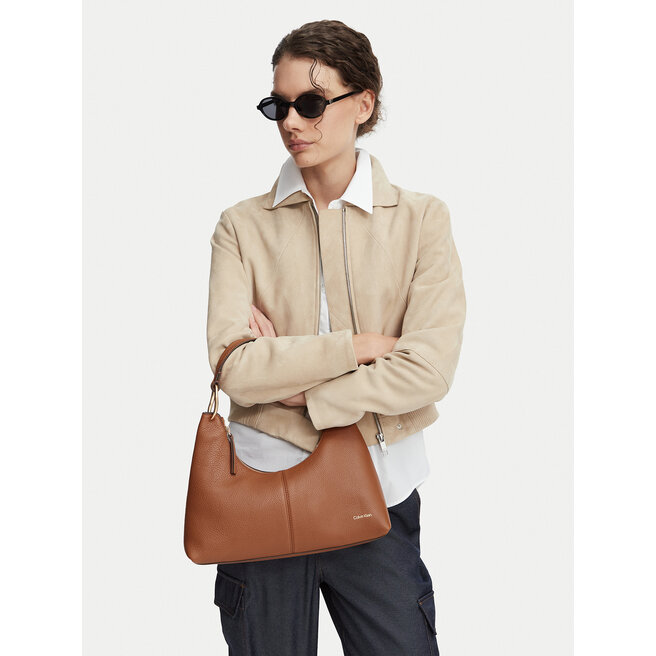 Torebka Calvin Klein Slouchy Leather Shoulder Bag LV04F3657G Brązowy jasny -