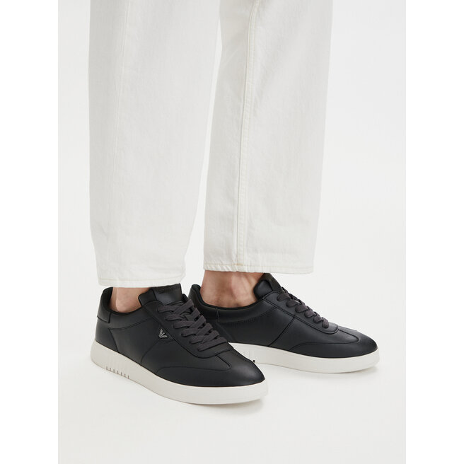 Sneakersy Emporio Armani EM003062 AF20004 UC001 Czarny - męskie
