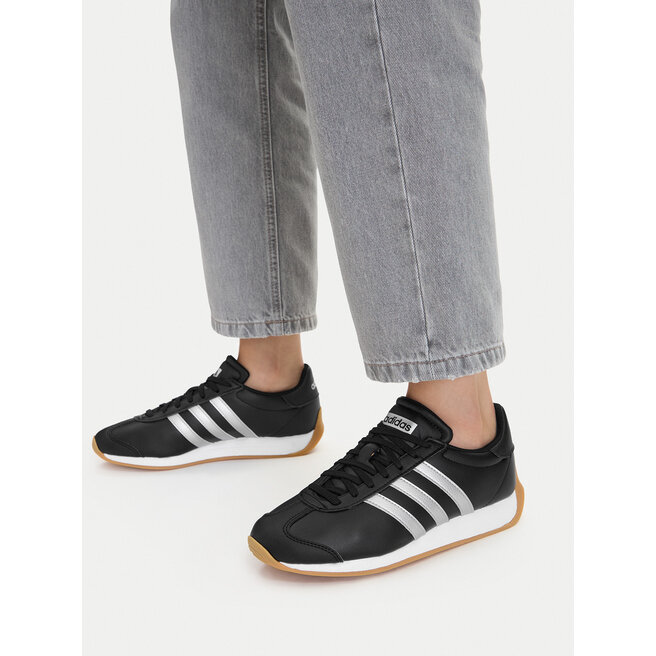 Sneakersy adidas Runvista HQ2326 Czarny - kobiece