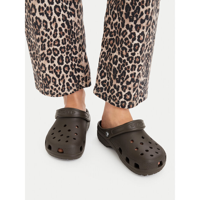 Klapki Crocs Classic 10001 Brązowy ciemny -