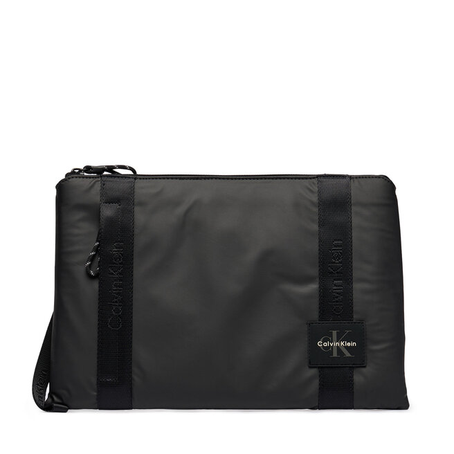 Etui na laptopa Calvin Klein Rubberized Laptop Sleeve W/ Hand LV04D1294G Czarny -