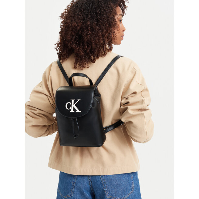 Plecak Calvin Klein Bold Ck Flap Mini Backpack LV04F3893G Czarny -