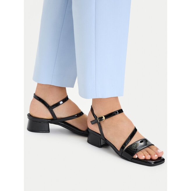 Sandały Clarks Serina35 Strap 26186117 Czarny - kobiece