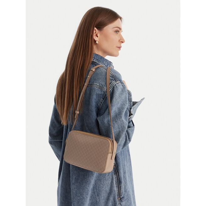 Torebka Calvin Klein Emblem Aop Elongated Camera Bag LV04F3268G Beżowy -