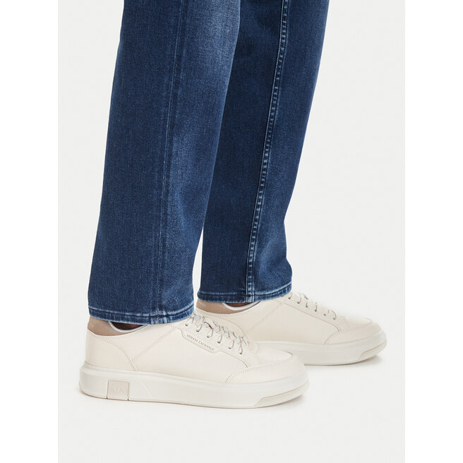 Sneakersy Armani Exchange XM001722 AF17540 MZ754 Kremowy - męskie
