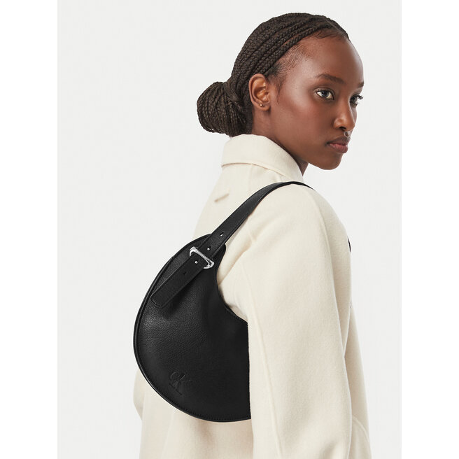 Torebka Calvin Klein Asym Buckle Shoulder Bag LV04F3872G Czarny -
