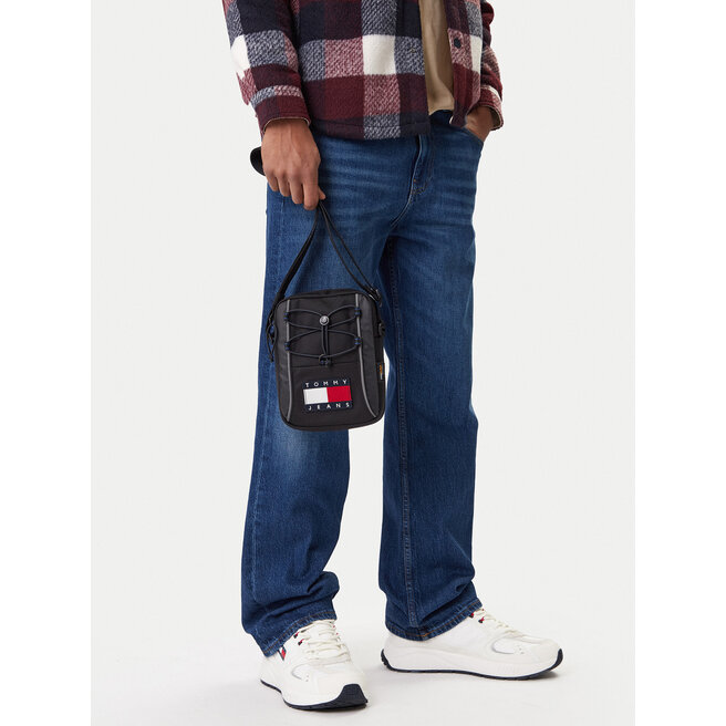Saszetka Tommy Jeans Tjm Archive Reporter AM0AM13882 Czarny -