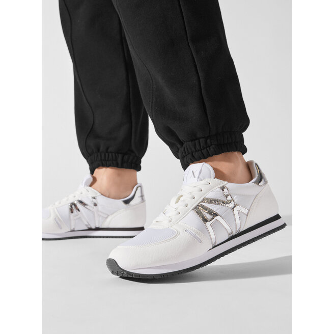 Sneakersy Armani Exchange XDX031 XV137 M696 Biały - kobiece