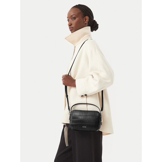 Torebka Calvin Klein Ck Croc Camera Bag LV04F3905G Czarny -